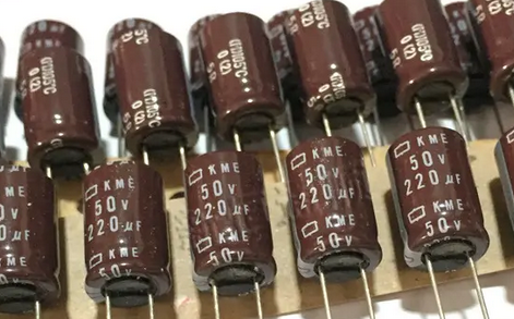 黑金剛電容電容器的組成部分